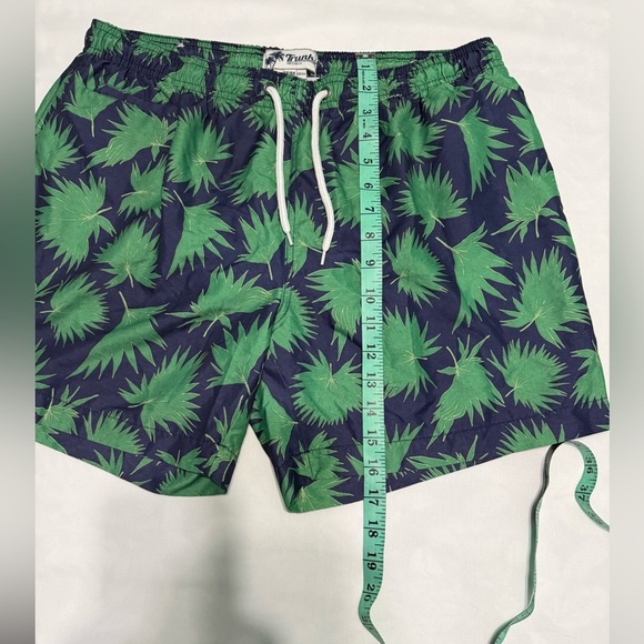 Trunks Surf & Swim Co. Blue Tropical Palm Leaves Lined Swim Shorts Men's Size M - Picture 4 of 8